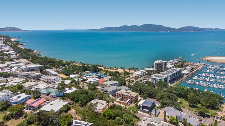 Main view of Homely unit listing, 4/23 Cleveland Terrace, North Ward QLD 4810
