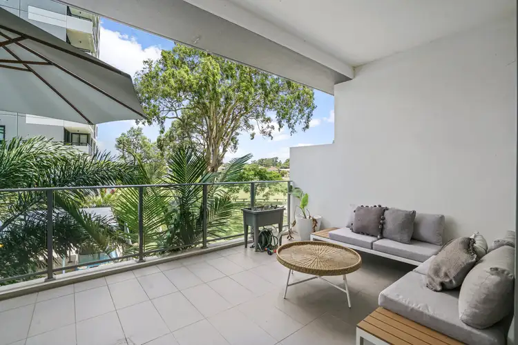 206/378 Marine Parade, Labrador QLD 4215