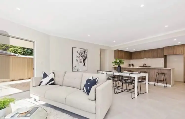B/18 harrolyn Avenue, Riverton WA 6148