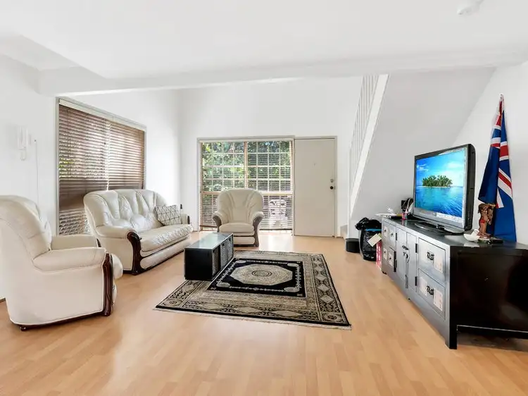 Second view of Homely townhouse listing, 6/8 Doyalson Place, Helensvale QLD 4212