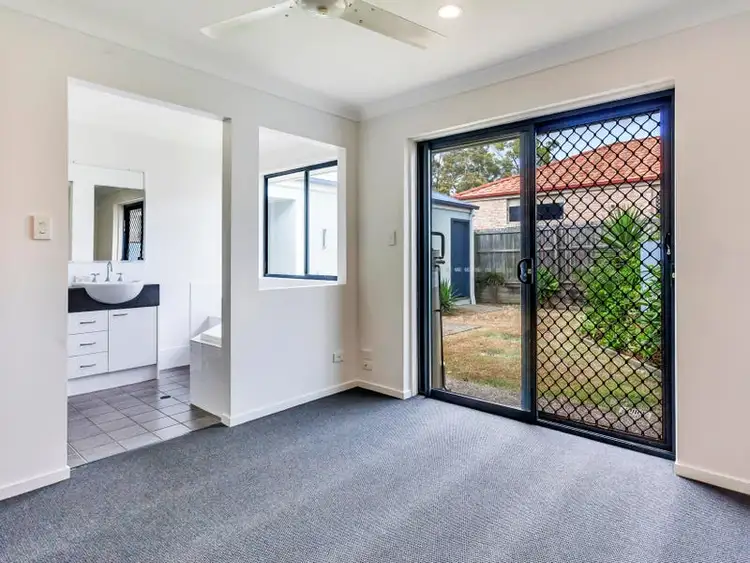 Fourth view of Homely semi-detached listing, 1/16 Livingstone Street, Upper Coomera QLD 4209