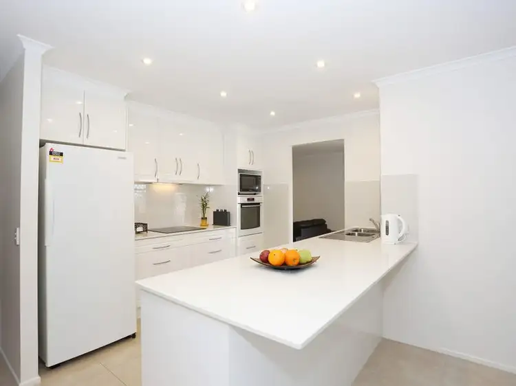 91 Universal Street, Oxenford QLD 4210