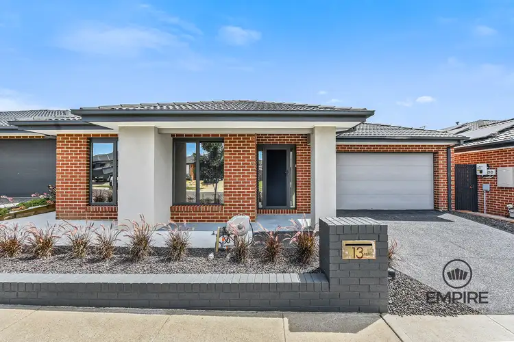 13 Invermay Way, Clyde VIC 3978