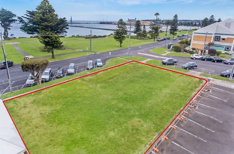 Fourth view of Homely townhouse listing, 2 Fern Street, Portland VIC 3305