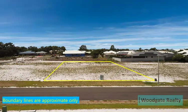 25 Curlew St, Woodgate QLD 4660