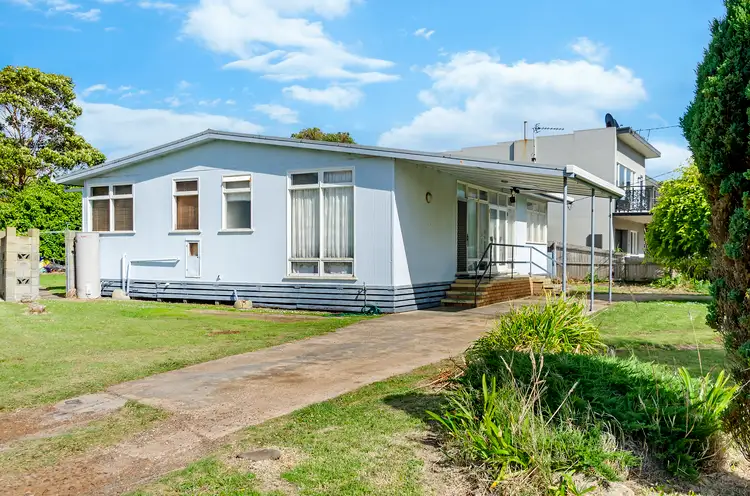 166 Barkly Street, Portland VIC 3305