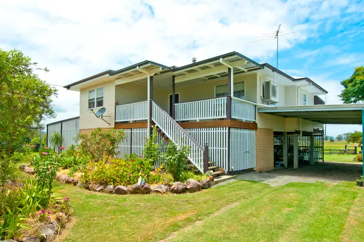 195 Hall Road, Woodhill QLD 4285