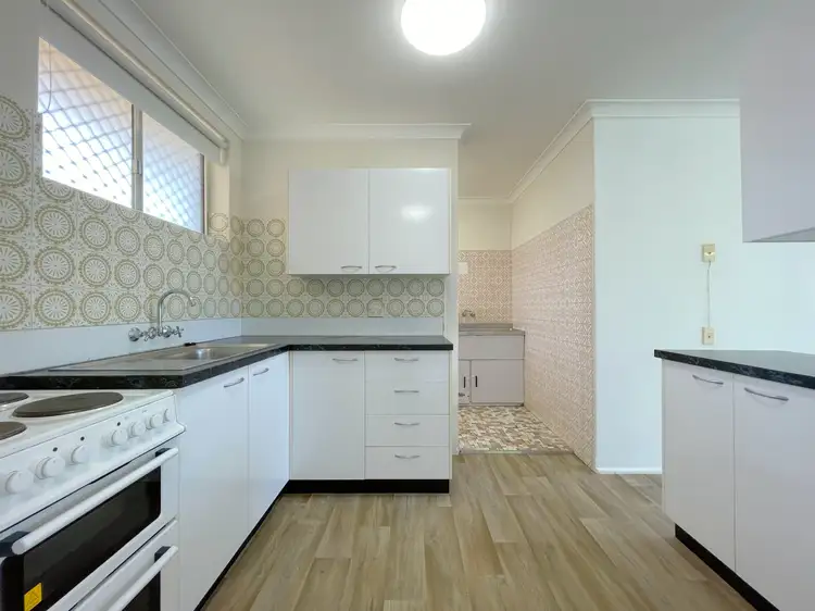 Fifth view of Homely unit listing, 8/33 Sexton Street, Highgate Hill QLD 4101