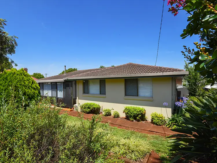 15 Raff Street, North Toowoomba QLD 4350