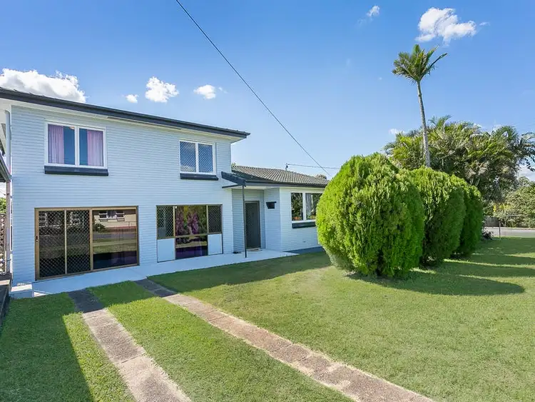 18 Leslie Street, East Ipswich QLD 4305