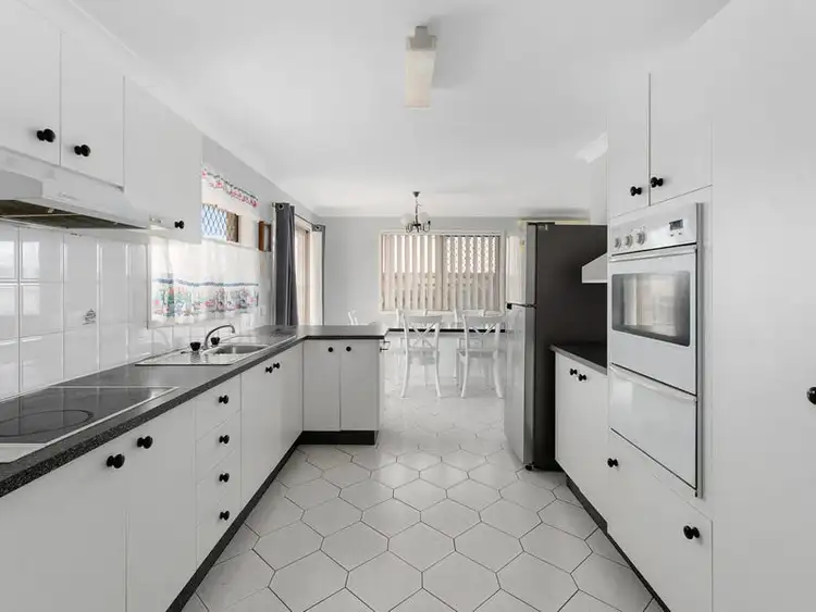 Sixth view of Homely house listing, 33 Crestview Avenue, Gatton QLD 4343