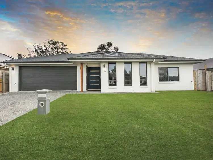 16 Johnstone Place, Riverview QLD 4303