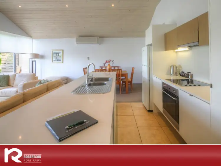 Fifth view of Homely serviced apartment listing, 2a & 2b/48-50 Bank Street, Port Fairy VIC 3284