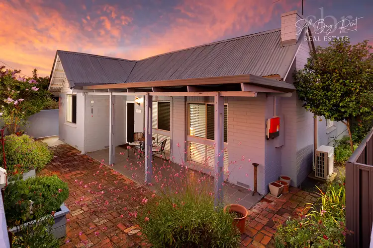 Main view of Homely house listing, 1/4-6 WILSON STREET, Wodonga VIC 3690