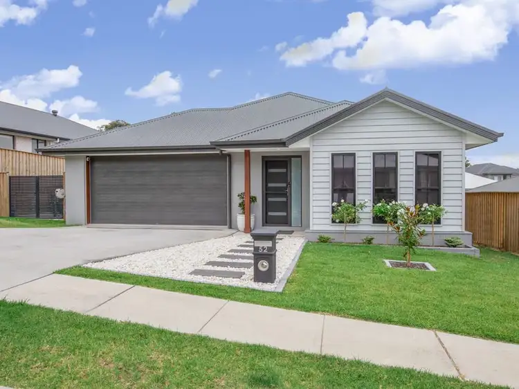 Main view of Homely house listing, 52 Talleyrand Circuit, Greta NSW 2334