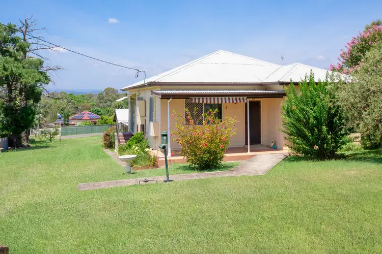 4 Cooma Street, Abermain NSW 2326