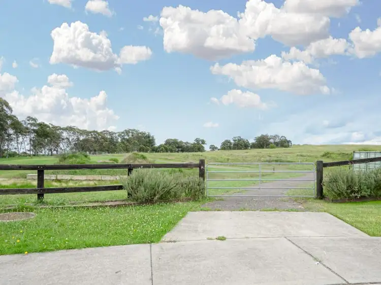 14 Lavender Close, Gillieston Heights NSW 2321