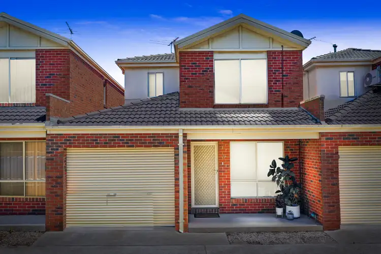 47 Village Avenue, Taylors Lakes VIC 3038
