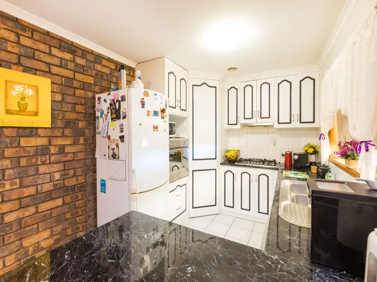 Second view of Homely house listing, 10 Macquarie Court, Mildura VIC 3500