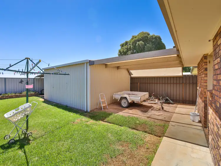 Sixth view of Homely house listing, 10 Macquarie Court, Mildura VIC 3500
