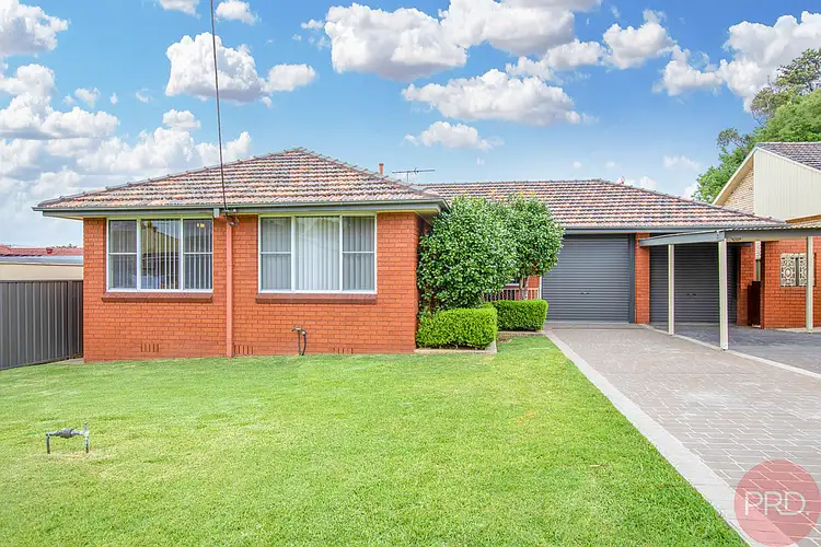 1 Floral Close, Tenambit NSW 2323