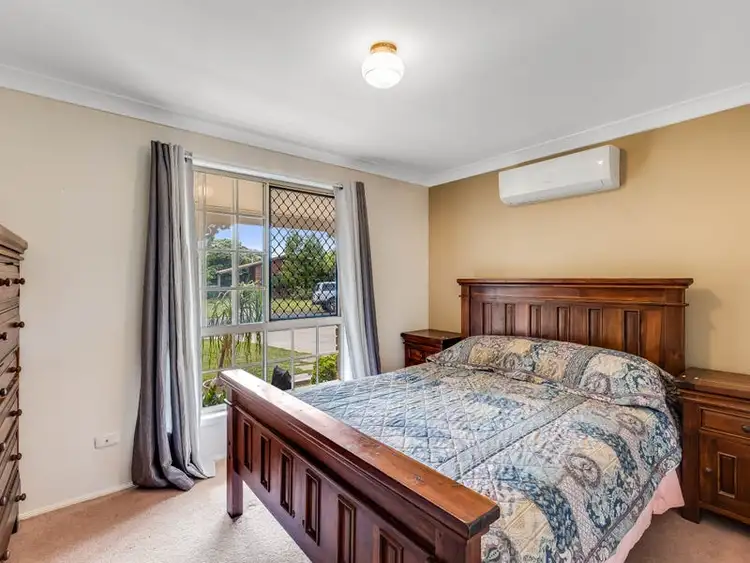 Fifth view of Homely house listing, 1 REISLING COURT, Wilsonton Heights QLD 4350