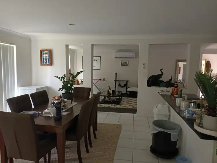 8 Pencarrow Street, Raceview QLD 4305
