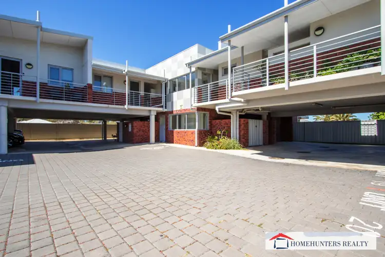 5/70 West Churchill Avenue, Lake Coogee WA 6166