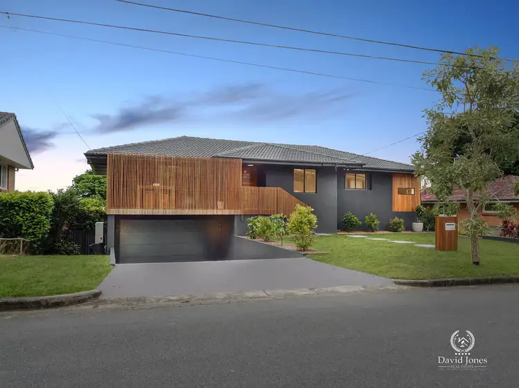 3 Danina Street, Mansfield QLD 4122