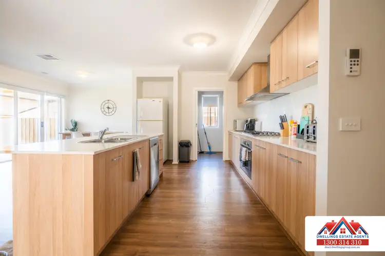 Second view of Homely house listing, 5 SELINO DRIVE, Clyde VIC 3978