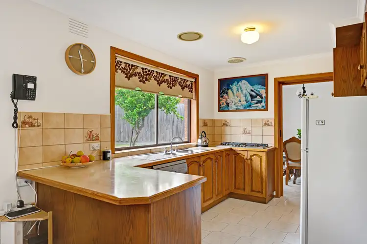 Fifth view of Homely house listing, 9 Shafer Court, Endeavour Hills VIC 3802