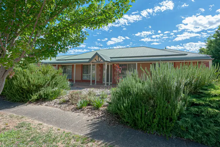 11 TATE AVENUE, Mount Barker SA 5251