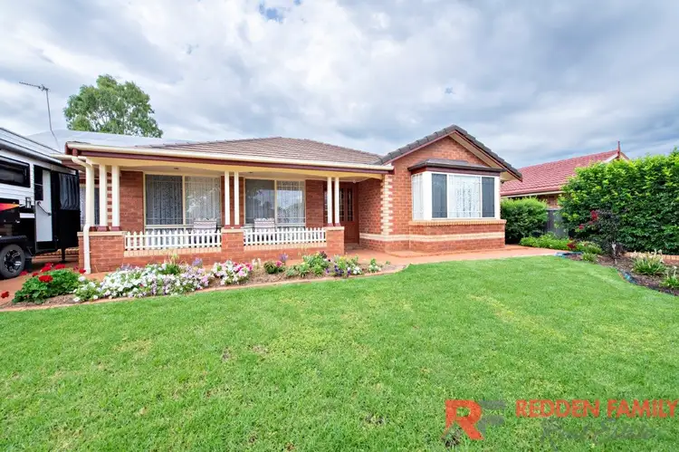 17 Ron Gordon Place, Dubbo NSW 2830