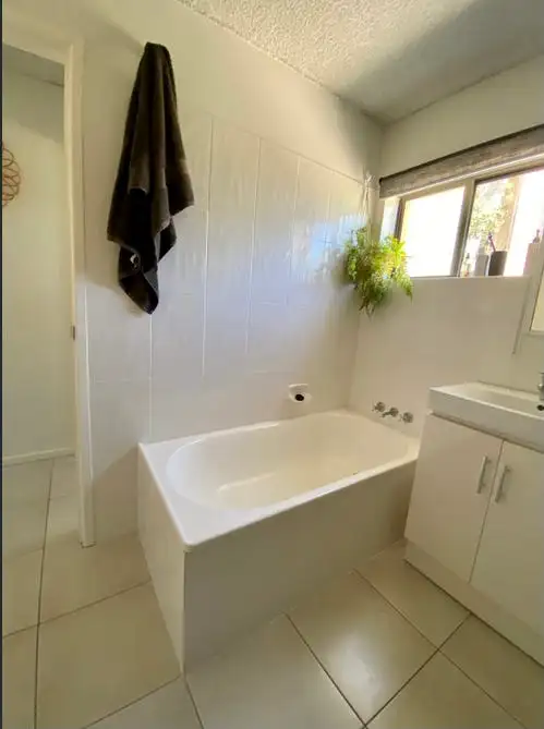 Fifth view of Homely apartment listing, 4/18 William Street, Alexandra Headland QLD 4572