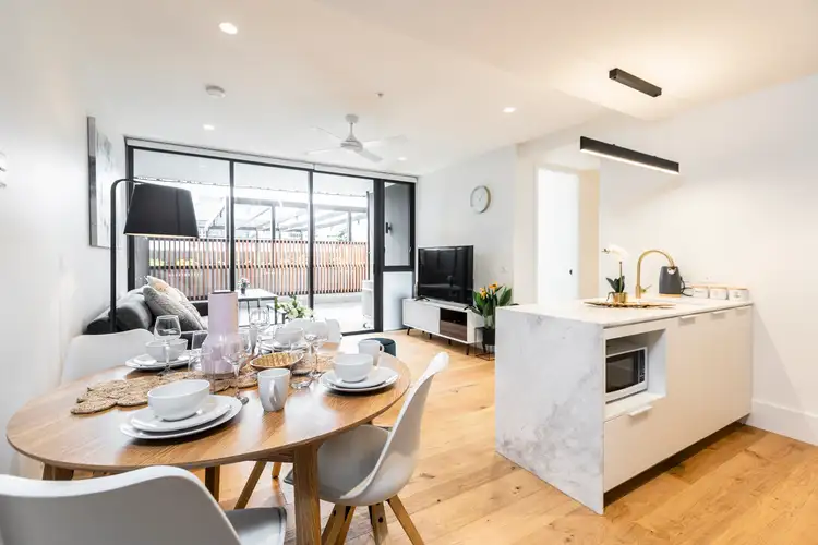 502/14 Ella Street