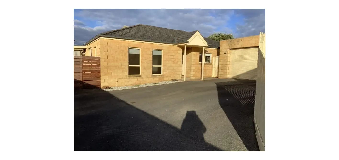 Main view of Homely house listing, 2/31 Philip Street, Port Fairy VIC 3284