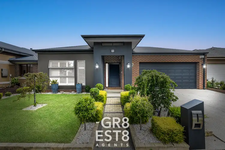14 St Clair Avenue, Cranbourne West VIC 3977