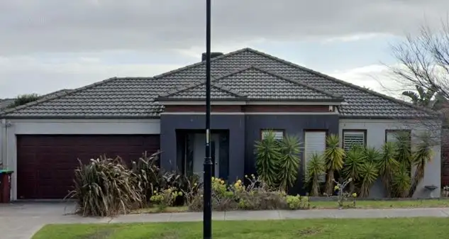 5 Golden Wattle Court, Cranbourne VIC 3977