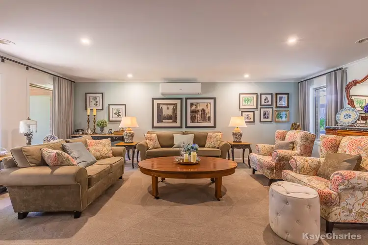 Fifth view of Homely house listing, 8 Wintersun Road, Berwick VIC 3806