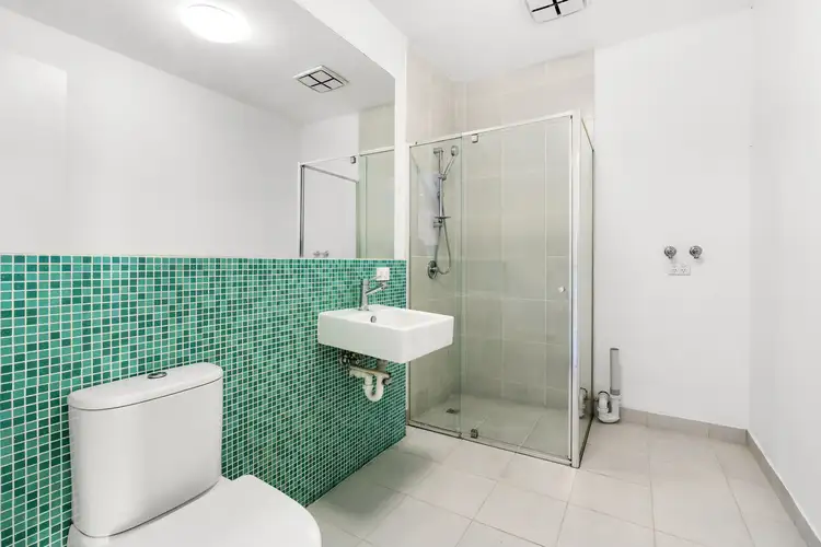 Fifth view of Homely unit listing, 4/1654 Dandenong Road, Oakleigh East VIC 3166