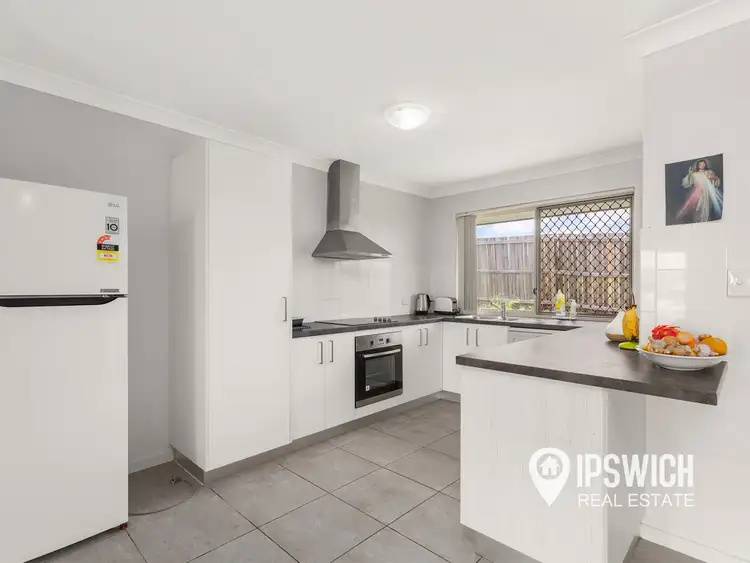 Fifth view of Homely unit listing, 2/8 Tawney Street, Lowood QLD 4311