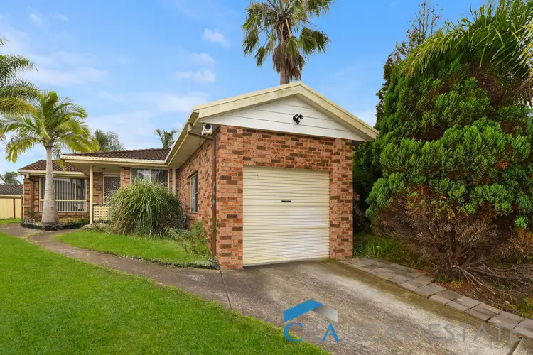 18 Bluff Street, Green Valley NSW 2168