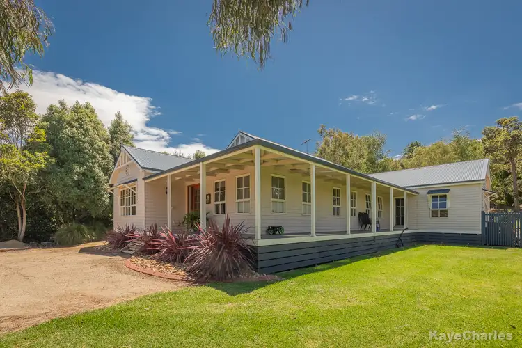 11 Gembrook Park Road, Gembrook VIC 3783