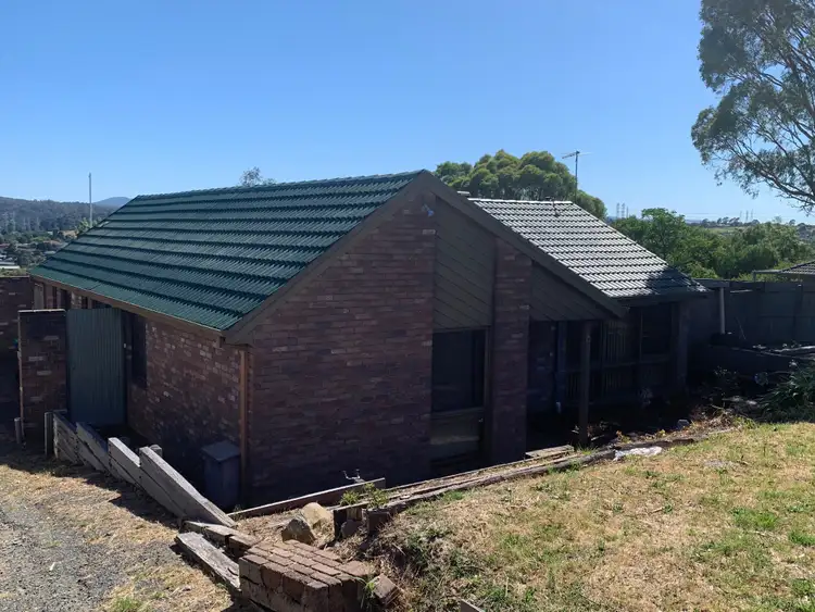 Main view of Homely house listing, 15 Monteith Crescent, Endeavour Hills VIC 3802