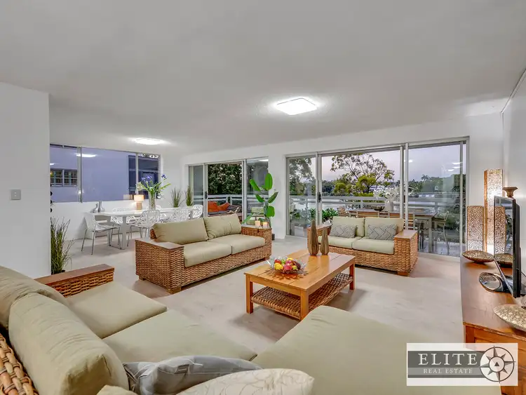 2/108 Macquarie Street, St Lucia QLD 4067