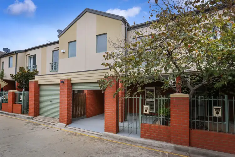 96 Kynoch Lane, Maribyrnong VIC 3032