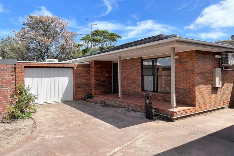 4/16 Barkly Street