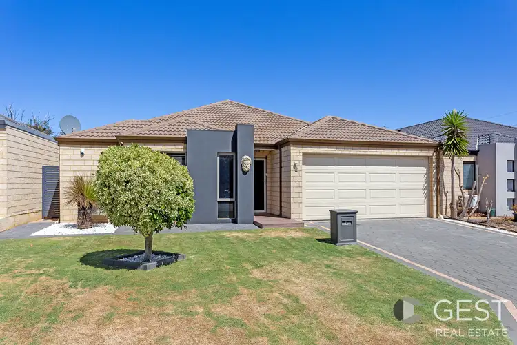6 HOYPOY GARDENS, Darch WA 6065