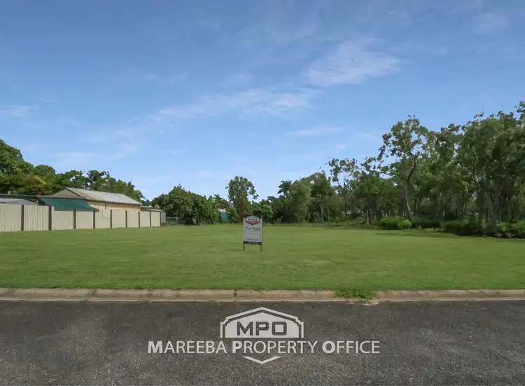 3 Brodziac Close, Mareeba QLD 4880