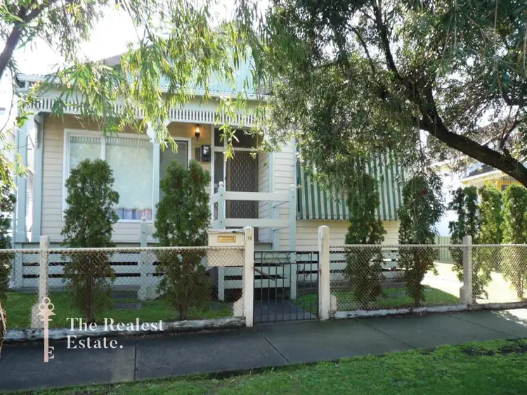 16 Irvine Crescent, Brunswick West VIC 3055
